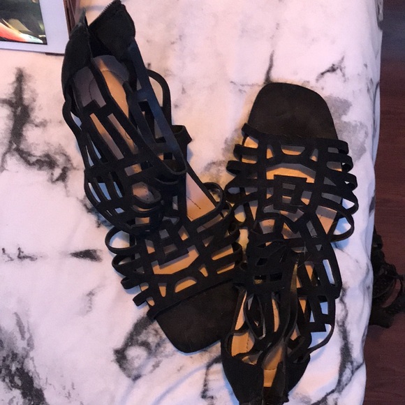 Sandals - Picture 2 of 2